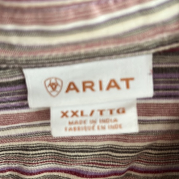 Great condition, ariat, button down blouse XXL - Picture 6 of 6
